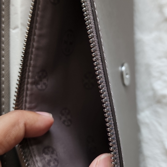 NWT Tory Burch Emerson Combo Cross Body Gray Heron - Picture 8 of 13